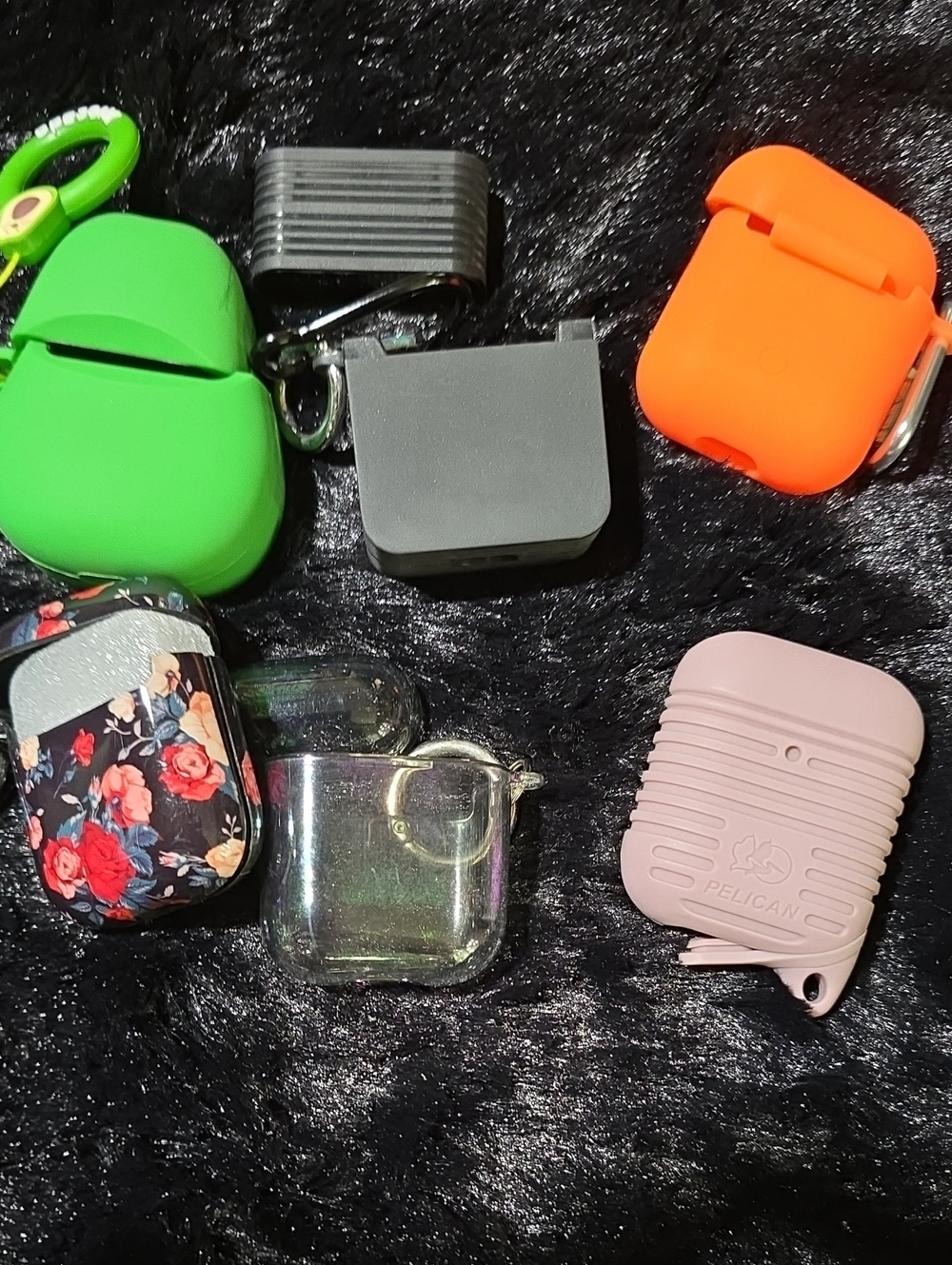 Airpod Cases - Picture 8 of 8
